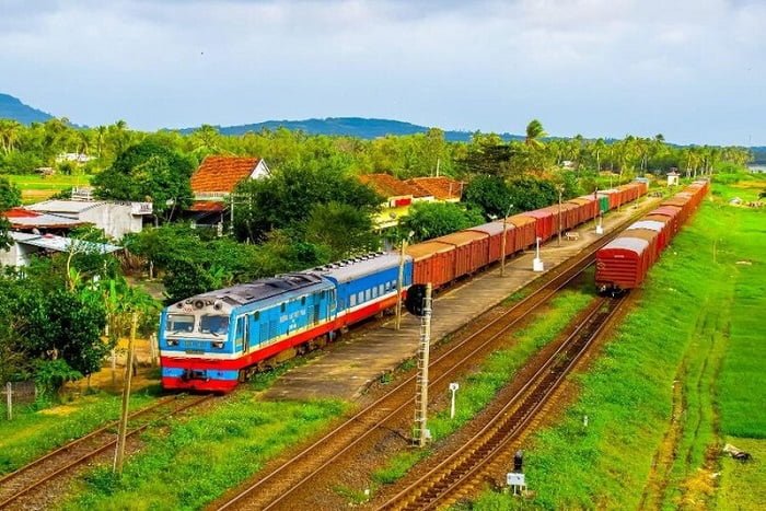 Đi tàu hỏa về Yên Bái tốn rất nhiều thời gian