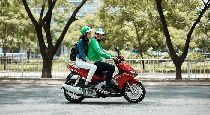 Di chuyển bằng xe ôm từ bến xe Mỹ Đình đi Nội Bài