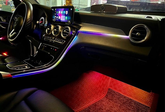 Nội thất xe đẳng cấp rất nhiều khi độ đèn LED