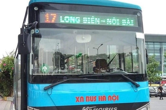 Từ sân bay Nội Bài đến bến xe Giáp Bát khoảng 70 phút đi xe bus 17