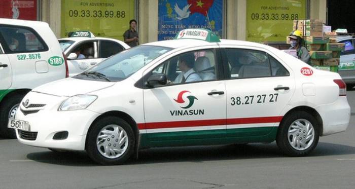 Taxi Vinasun 4 chỗ hiện đại, tiện lợi